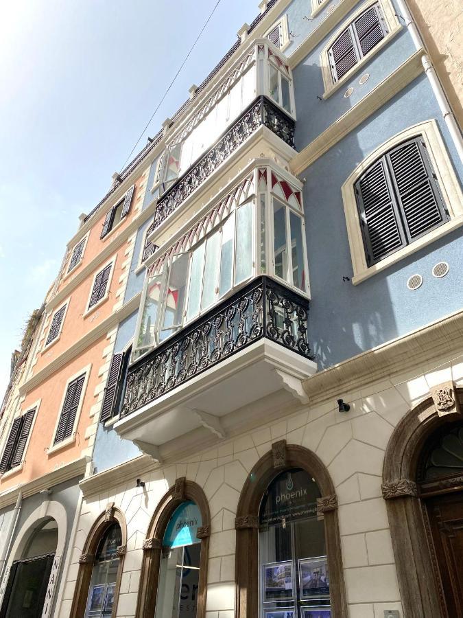 Stunning City Centre Penthouse With Private Balcony - Grand Central House Gibraltar Extérieur photo